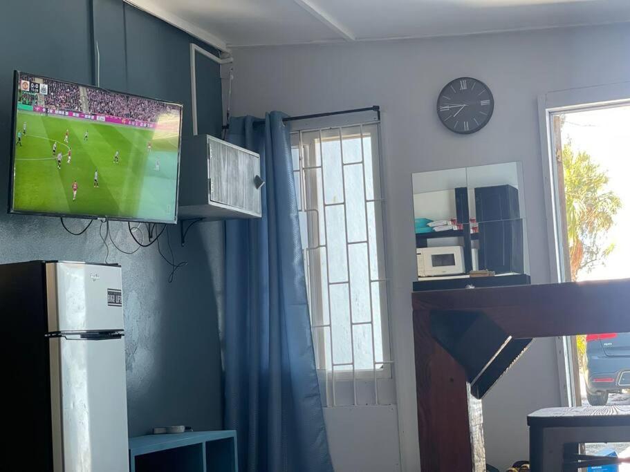 Gloria'S Mini Hideaway Apartment Крайст Чърч Екстериор снимка